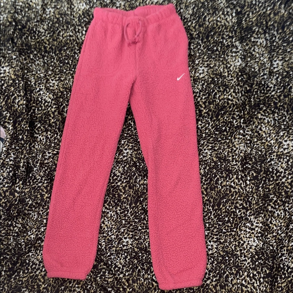 Nike Women's Sherpa Pants - Pink